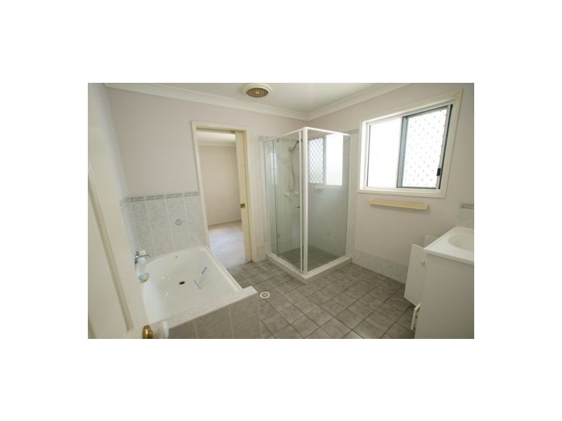 20 Dartmouth. St, Coopers Plains QLD 4108