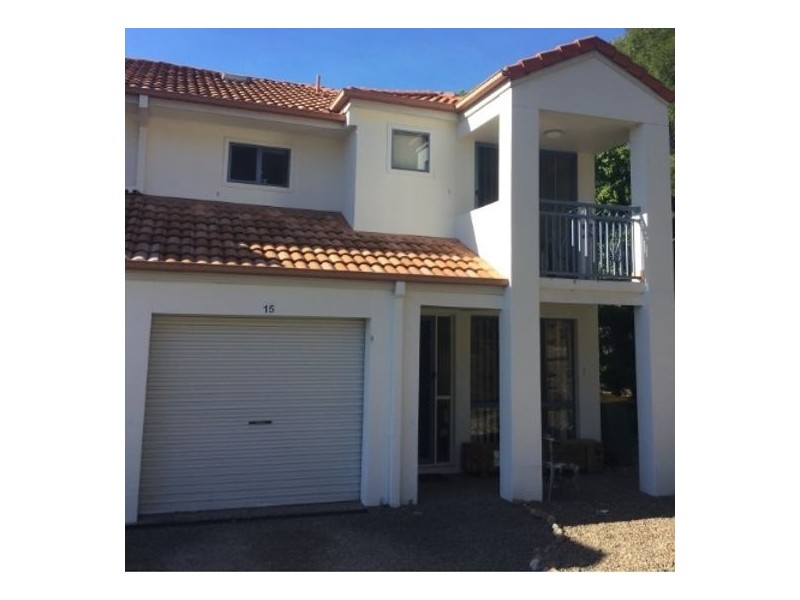 15/2 Studio Drive, Pacific Pines QLD 4211