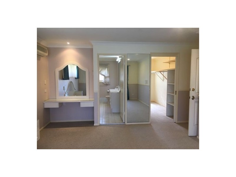 11 Palatine Street, Calamvale QLD 4116