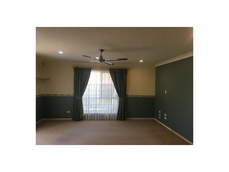 11 Palatine Street, Calamvale QLD 4116