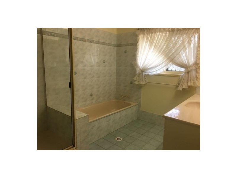 11 Palatine Street, Calamvale QLD 4116