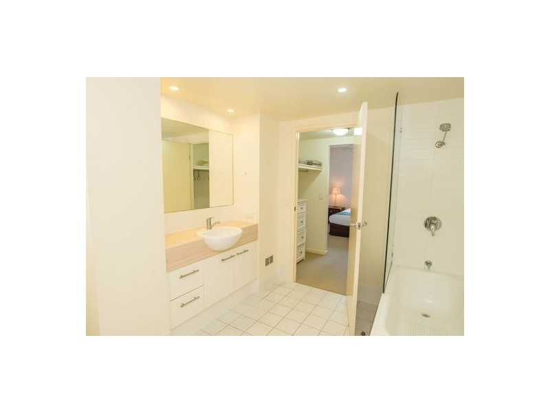 26/68 Pulgul Street Urangan, Urangan QLD 4655