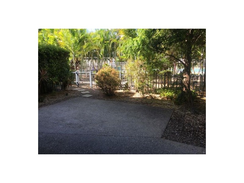 25/68 Pulgul Street, Urangan QLD 4655