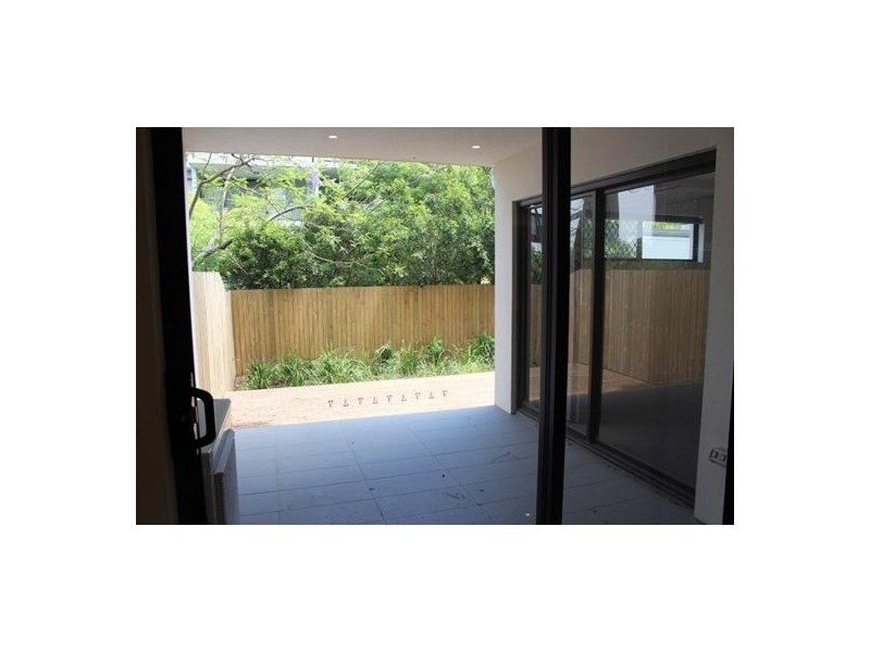 2/11 Lindwall Road, Upper Mount Gravatt QLD 4122