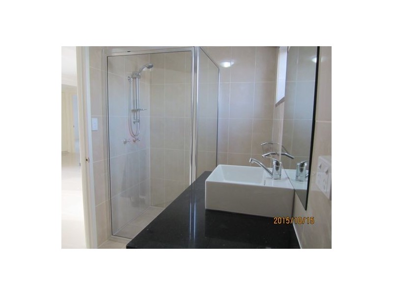 16 Gralunga Street, Mansfield QLD 4122