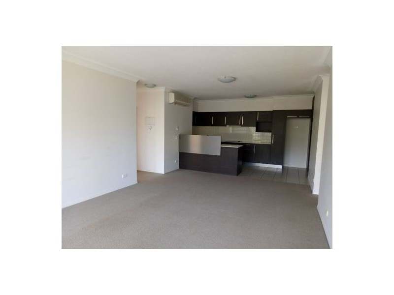 2103 14 Executive Drive, Burleigh Waters QLD 4220