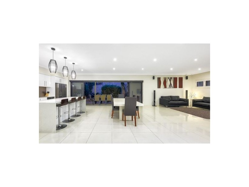 6 Langford Street, Eight Mile Plains QLD 4113