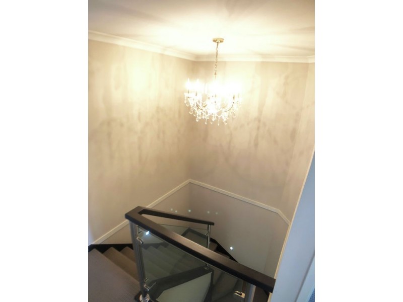 27 Taylor Place, Mackenzie QLD 4156