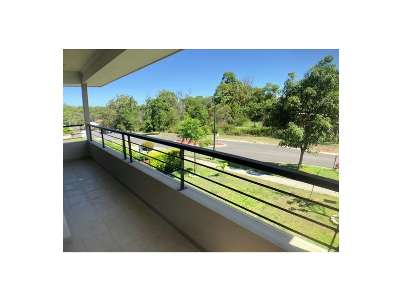 27 Taylor Place, Mackenzie QLD 4156