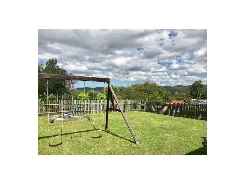 17 Mission Drive Tallai, Tallai QLD 4213