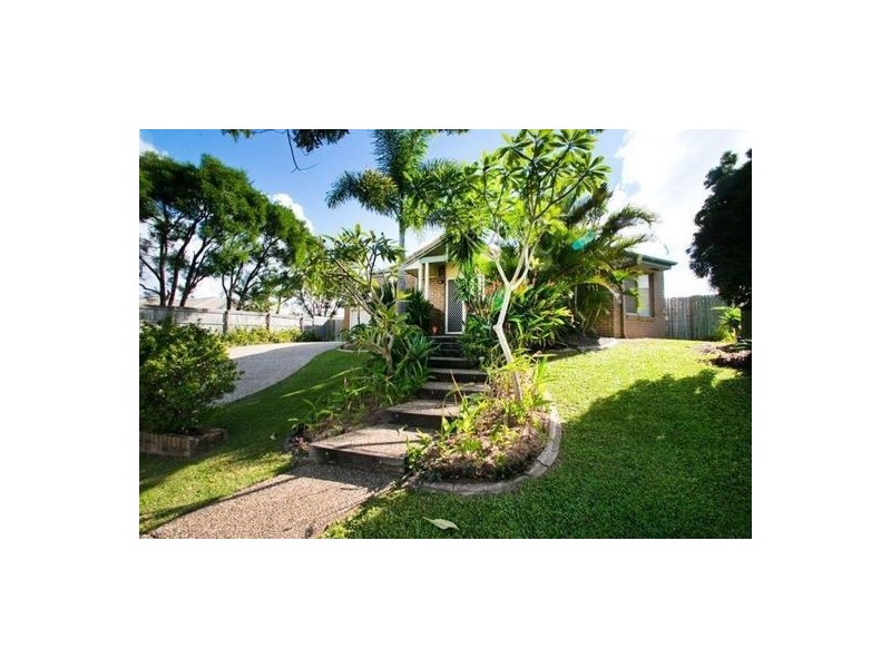 122 Golden Avenue, Calamvale QLD 4116