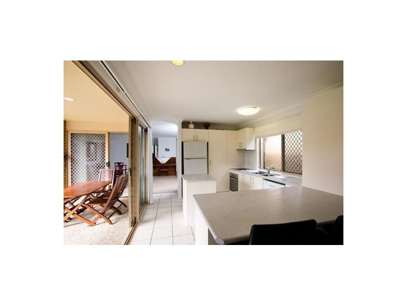122 Golden Avenue, Calamvale QLD 4116