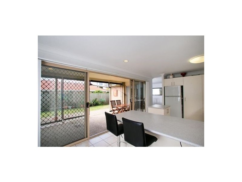 122 Golden Avenue, Calamvale QLD 4116