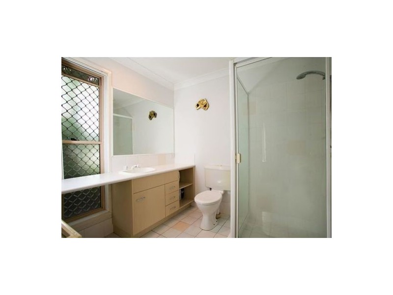 122 Golden Avenue, Calamvale QLD 4116