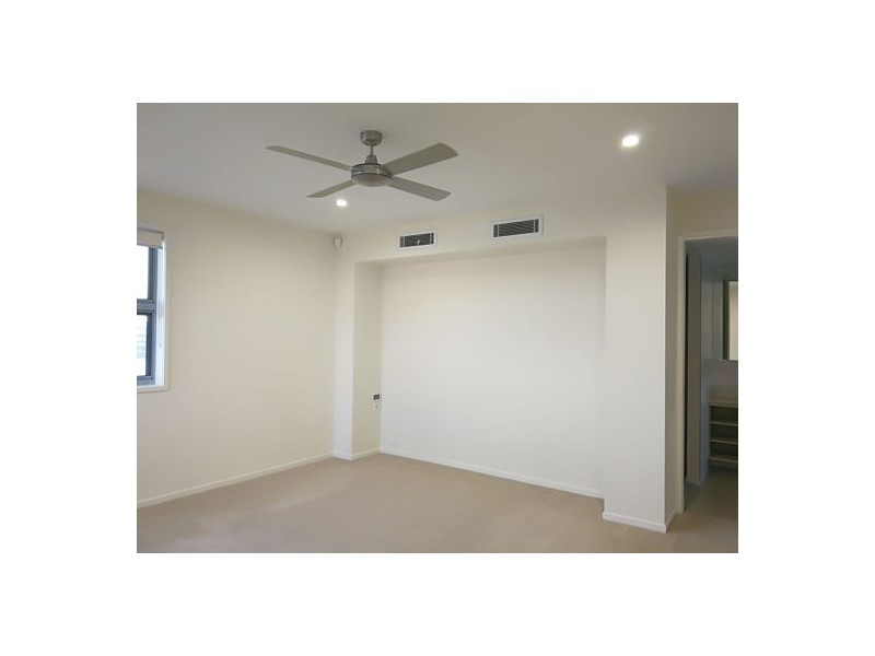 1073 Edgecliff Drive, Sanctuary Cove QLD 4212