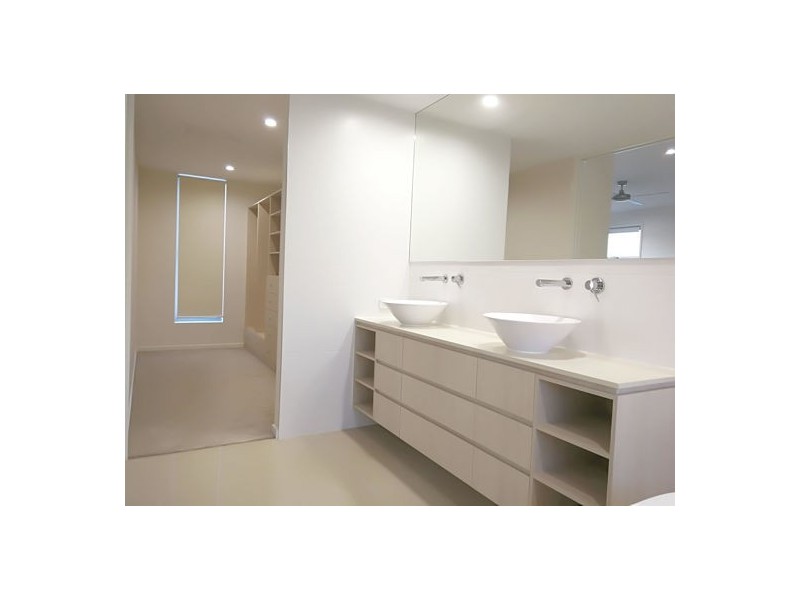 1073 Edgecliff Drive, Sanctuary Cove QLD 4212