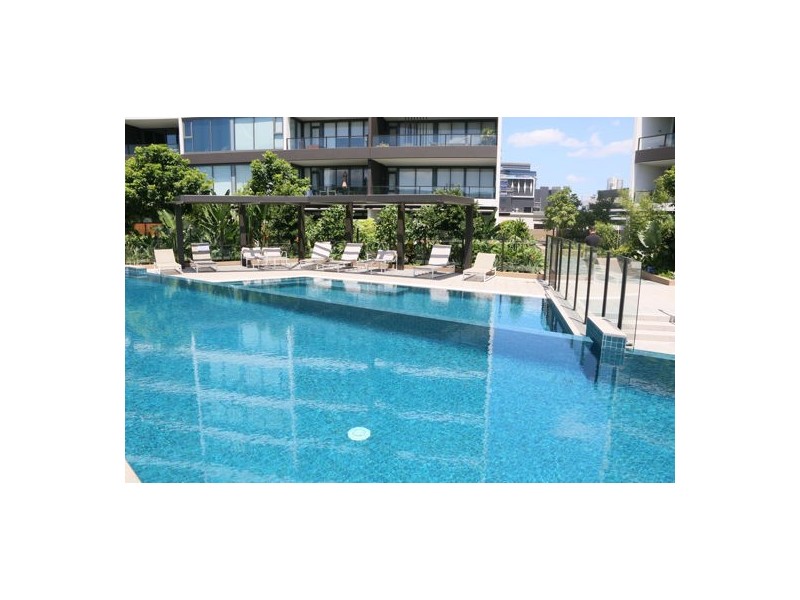 2097/48 Skyring Tce, Newstead QLD 4006