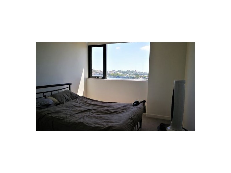 2097/48 Skyring Tce, Newstead QLD 4006