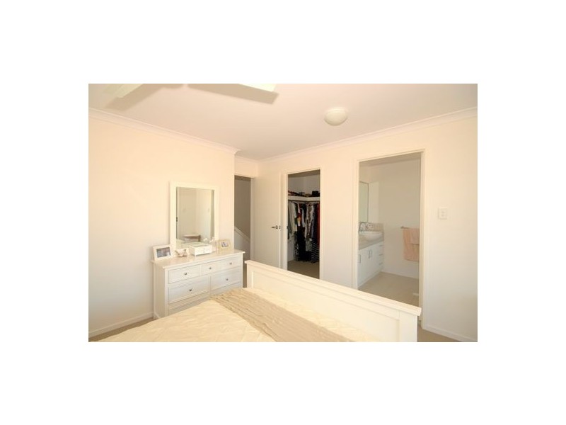 42 Wattlebird Street, Mango Hill QLD 4509