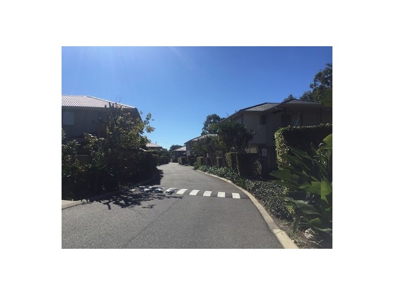 16 6 Myrtle Crescent, Bridgeman Downs QLD 4035