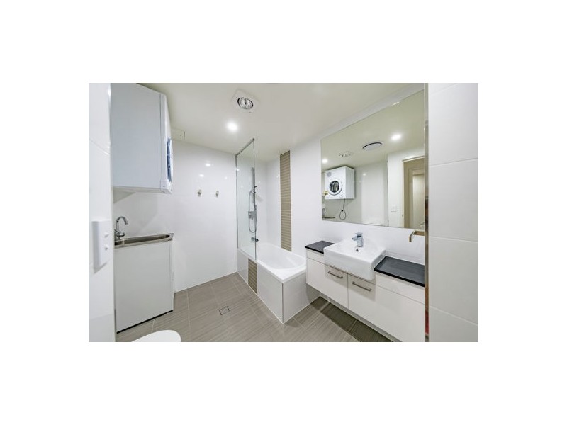 Level 1 1-5 Cremin Street, Upper Mount Gravatt QLD 4122