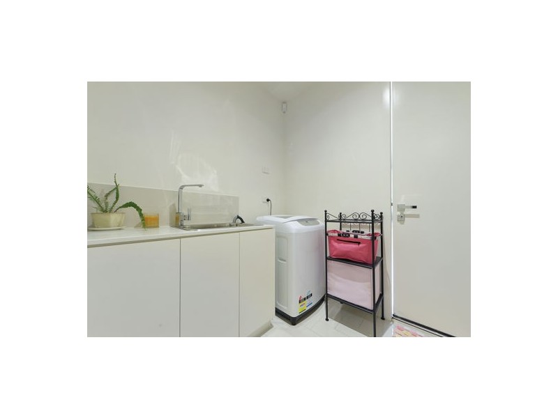 39 Theatre Drive, Benowa QLD 4217