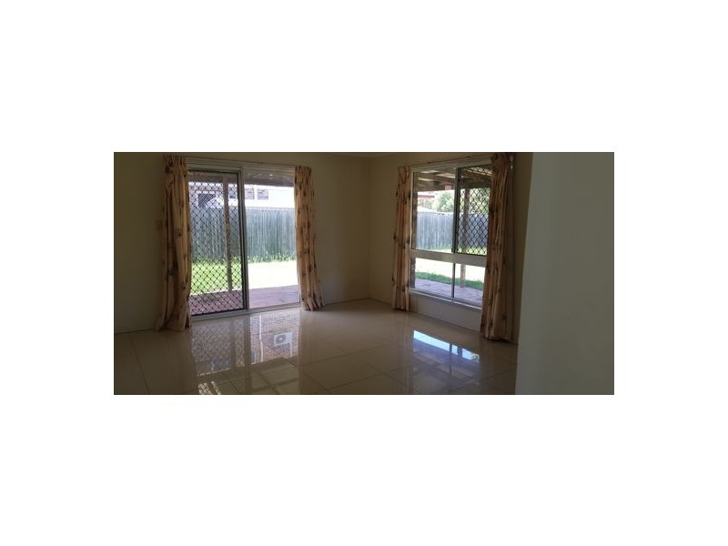 3 Chotai Place, Coopers Plains QLD 4108