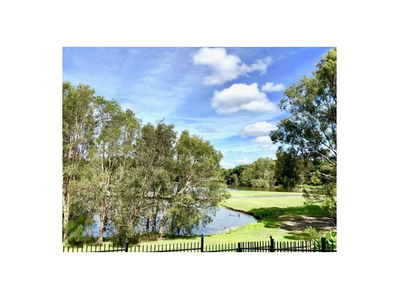 160 North Hill Drive, Robina QLD 4226