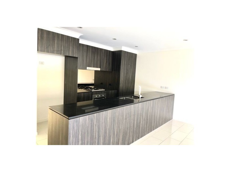 160 North Hill Drive, Robina QLD 4226