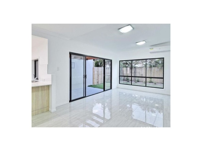 18/819 Creek Road, Carindale QLD 4152
