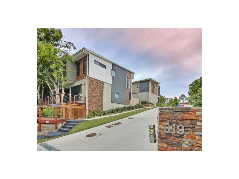 18/819 Creek Road, Carindale QLD 4152