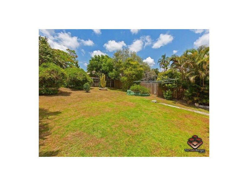 24 gonzales, Macgregor QLD 4109