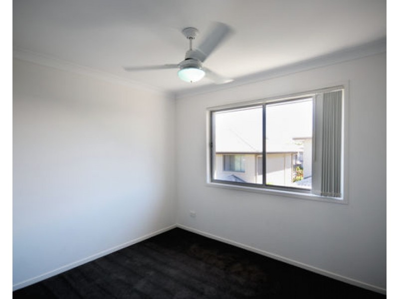 8/15 James Edward Street, Richlands QLD 4077