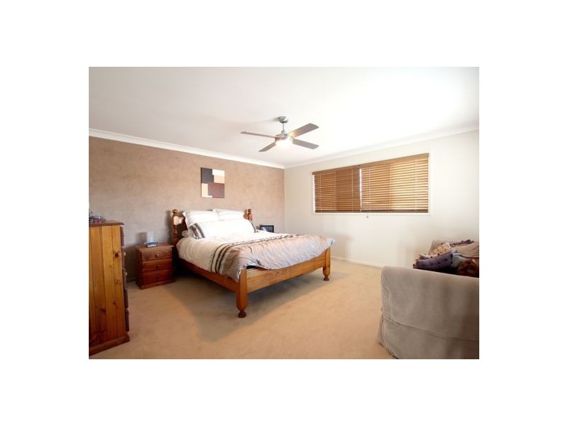 36 Wallum Drive, Parkinson QLD 4115