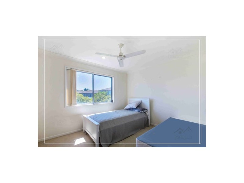40/1 Belongil Street, Pacific Pines QLD 4211
