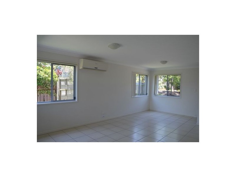 18/2 Toohey Street, Pacific Pines QLD 4211