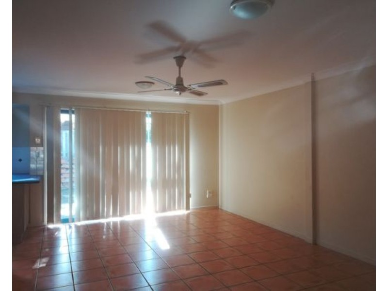 32/2 Studio Drive, Pacific Pines QLD 4211