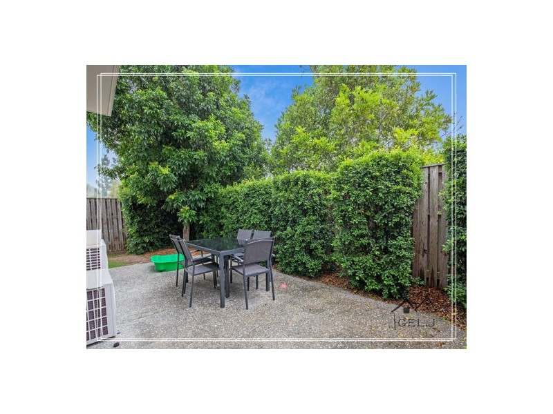 2/1 Belongil Street, Pacific Pines QLD 4211