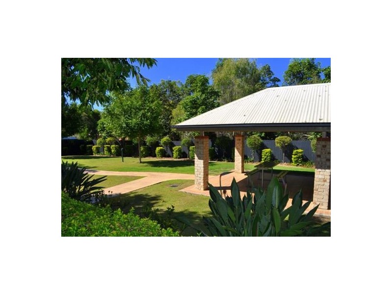 25 Hogan Place, Seventeen Mile Rocks QLD 4073