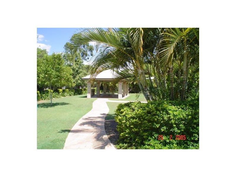 25 Hogan Place, Seventeen Mile Rocks QLD 4073