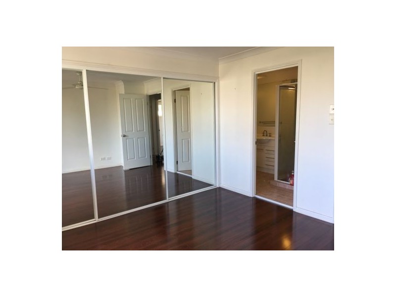 245 R Hellawell Road, Sunnybank Hills QLD 4109