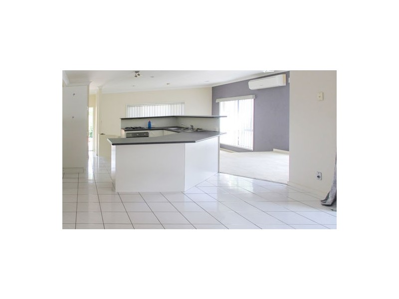 52 Freshwater Circuit, Forest Lake QLD 4078