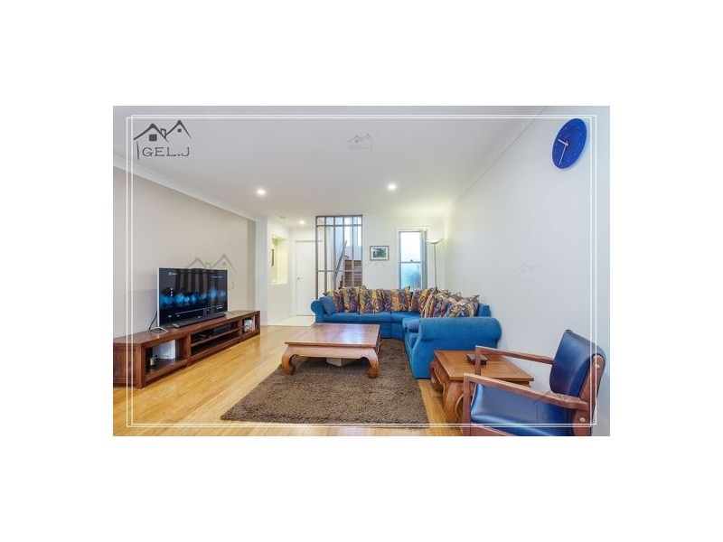 4/1 Belongil Street, Pacific Pines QLD 4211