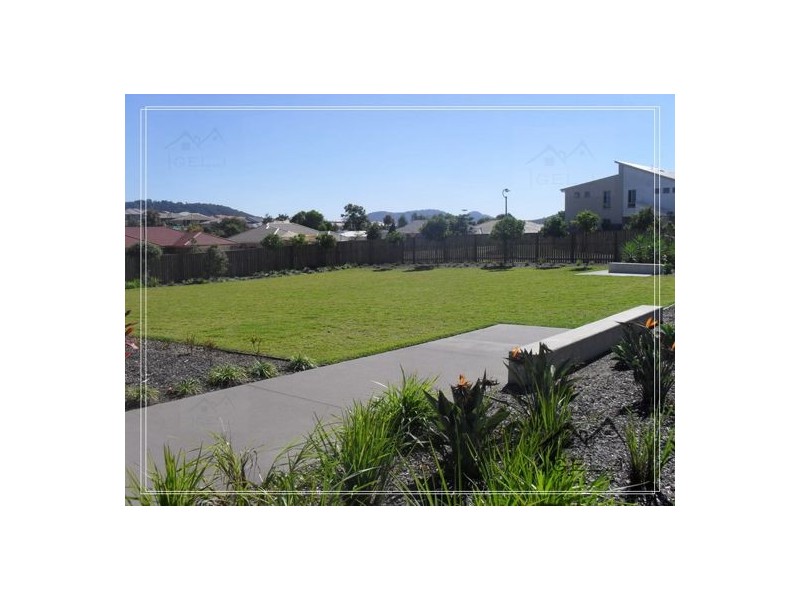 4/1 Belongil Street, Pacific Pines QLD 4211