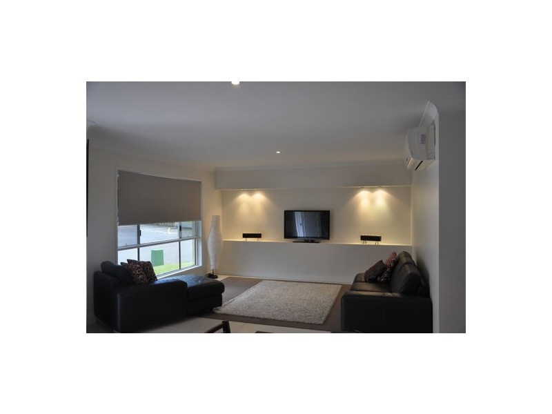 # 35 Killarney Avenue Robina QLD 4226, Robina QLD 4226