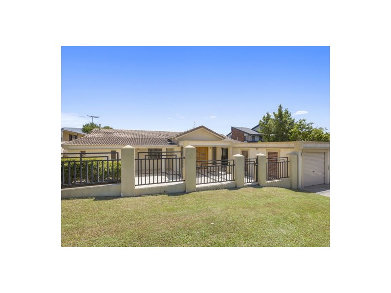 25 Estoril Street, Robertson QLD 4109