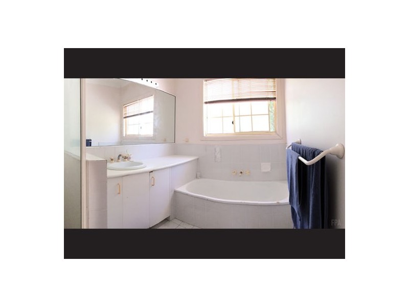 8 Poplar Street, Capalaba QLD 4157