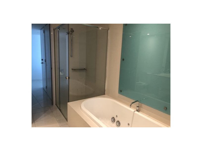 1706 9 Hamilton Ave, Surfers Paradise QLD 4217