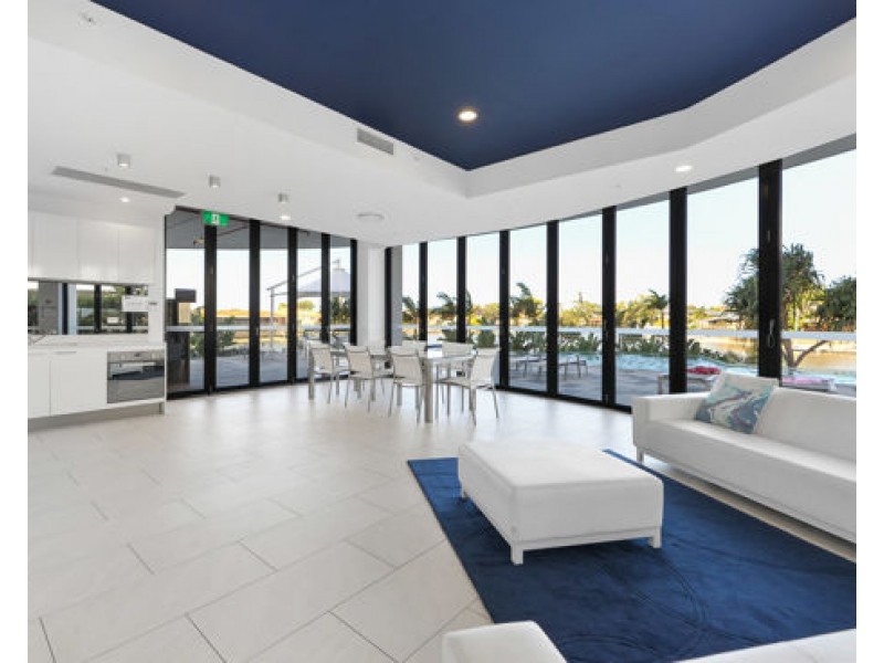 1909/5 Harbour Side Court, Biggera Waters QLD 4216