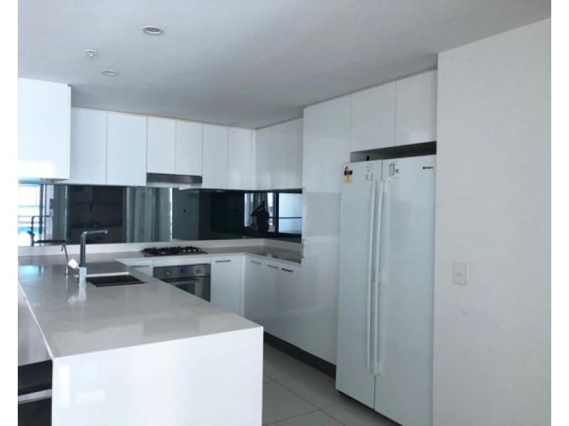 1909/5 Harbour Side Court, Biggera Waters QLD 4216